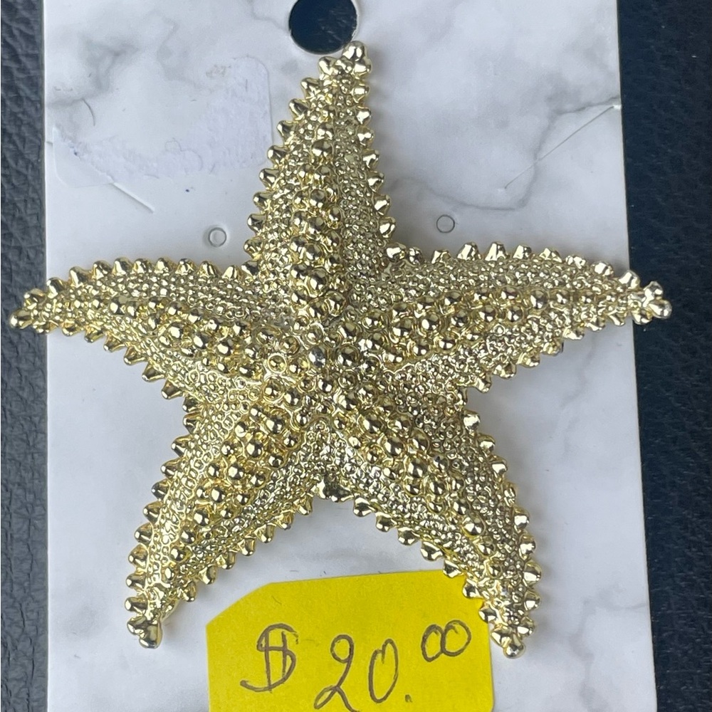 Brooch